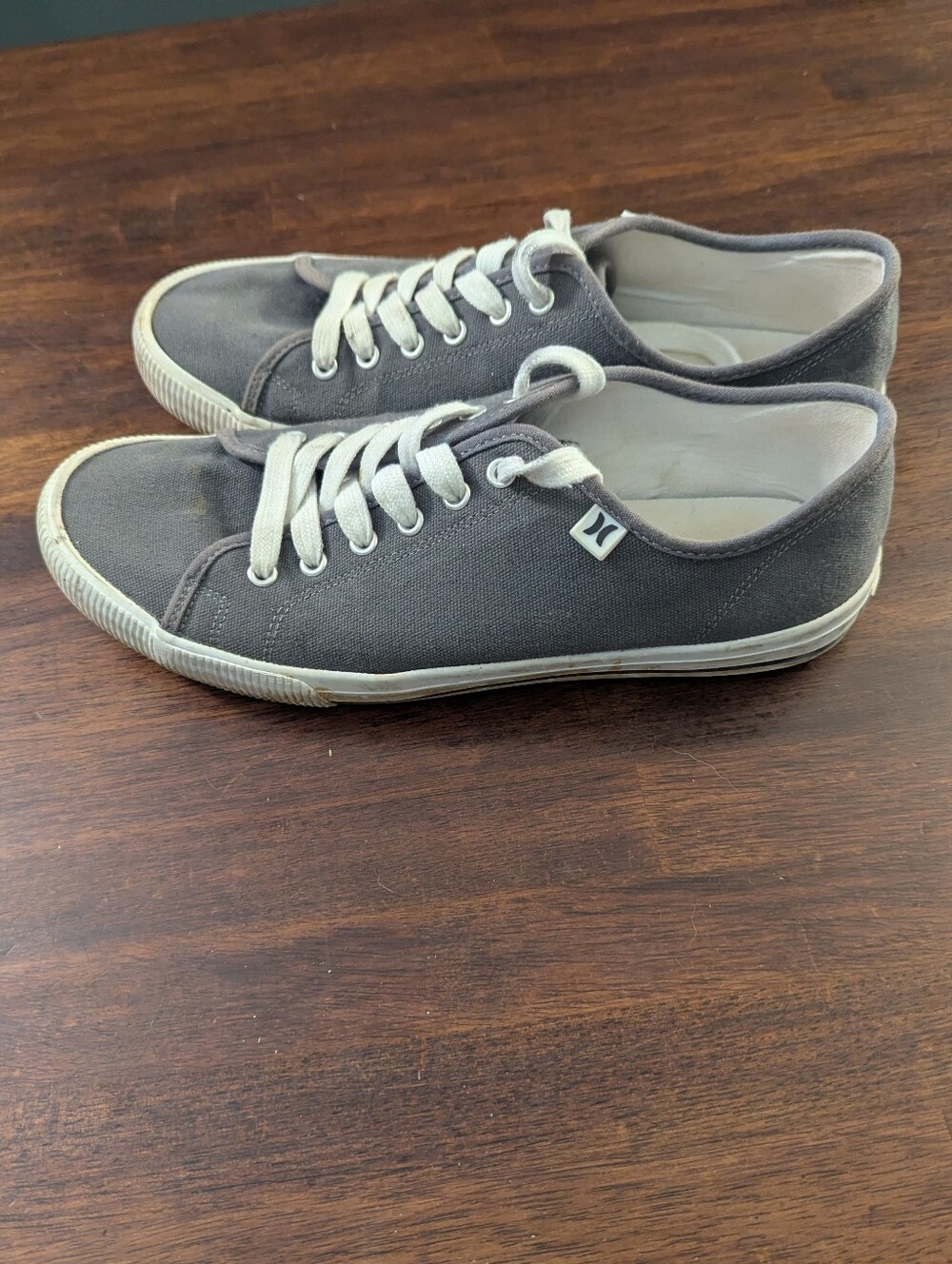 Hurley Shoes Men's Size 11